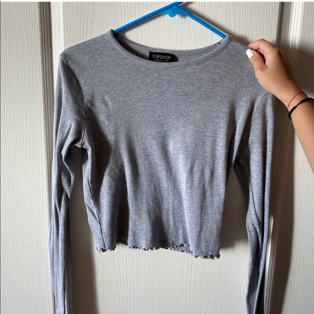 Grey long sleeve shirt